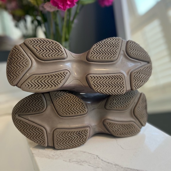 Steve Madden Chunky Dad Platform Sneaker - Picture 4 of 4